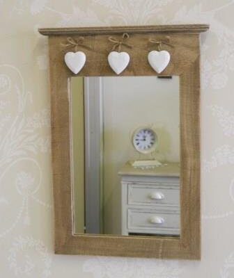 Vintage Mirror with hanging Hearts 25.5 x 40 x 1cm Vintage Mirror with hanging Hearts 25.5 x 40 x 1cm Vintage Mirror with hanging Hearts 255 x 40 x 1cm 0 336x400